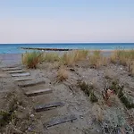 Mar Y Montana 아파트 눌레스